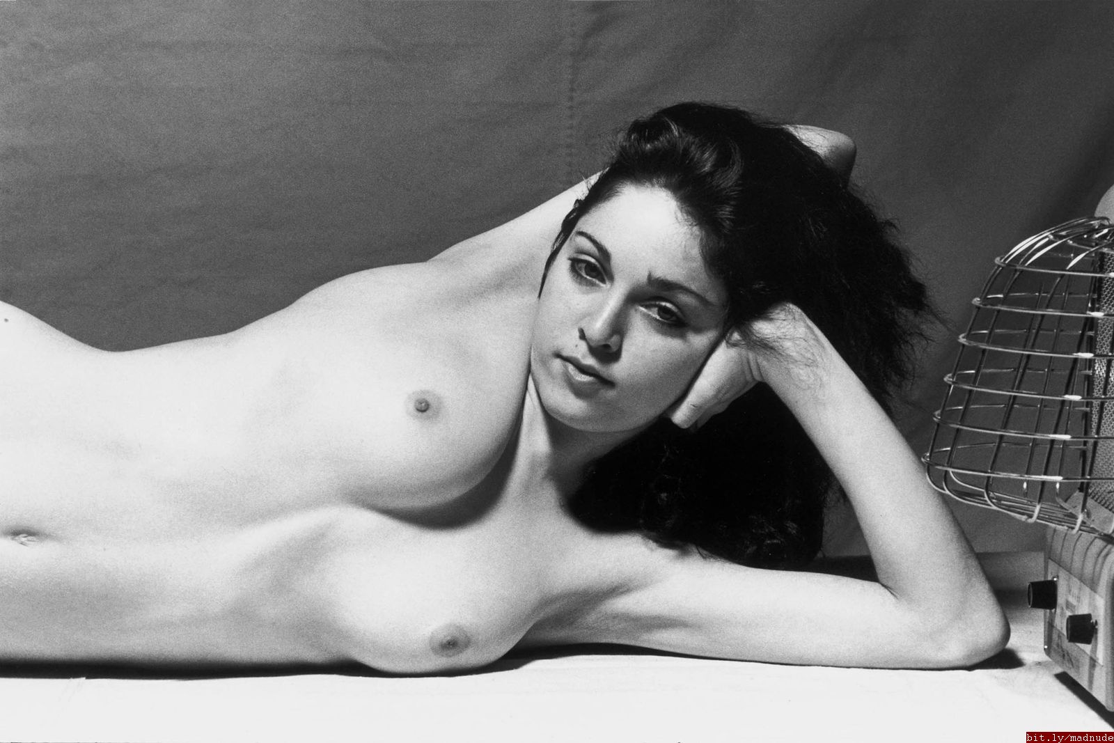 http://www.hecklerspray.com/wp-content/gallery/madonna-nude/madonna-nudes-136.jpg