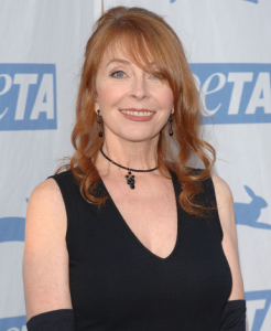 Elvira Without Makeup - No Makeup Pictures!